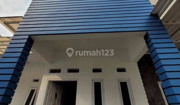 Rumah 2 Lantai Bagus Furnished SHM di Dekat Gereja Santo Matius
jl Utama I, Pondok Aren, Tangerang Selatan 2