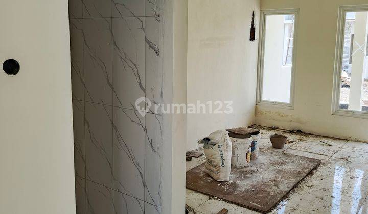 Rumah Lokasi Dekat Bypas Krian,harga 300 Jt An Baru SHM - Sertifikat Hak Milik di jln Desa terung Kulon no 42 Kec krian kab sidoarjo, Krian Rumah 2