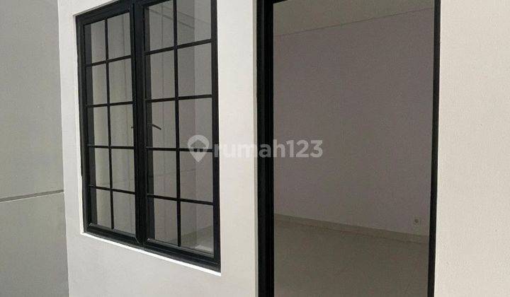 Dijual Rumah Minimalis Modern 3,5 Lantai Bangunan Baru Di Jatinegara Jakarta Timur 2