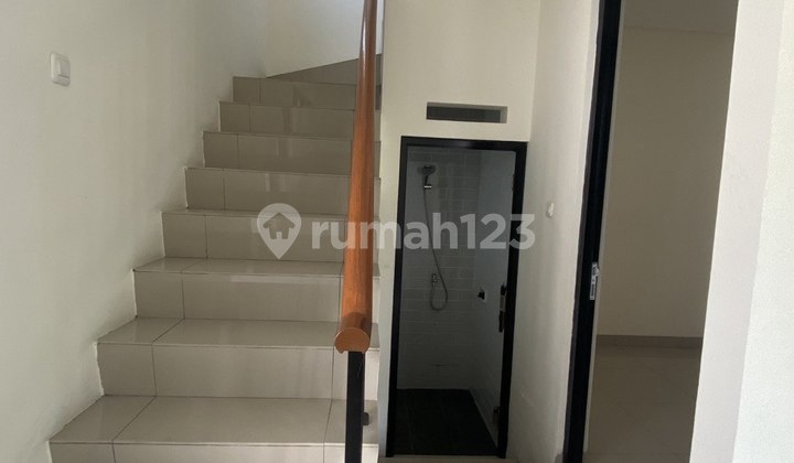 Super Sale Rumah Siap Huni 2 Lt di Cluster Lavesh Harapan Indah
