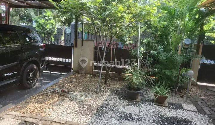 Dijual Cepat Rumah Nyaman Lokasi Sangat Strategis di Pondok Kelapa 2