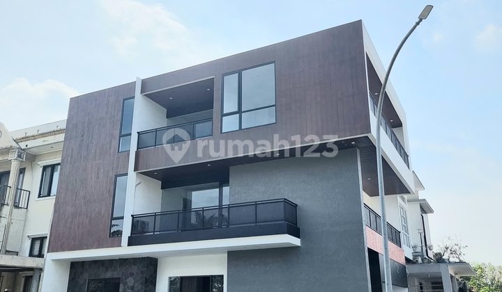 Ready-to-Use House 2