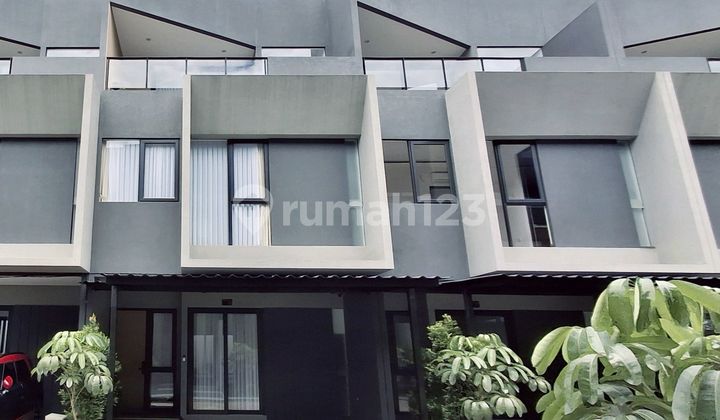 Rumah Cantik Modern Shm Di Ciganjur Bagus 1