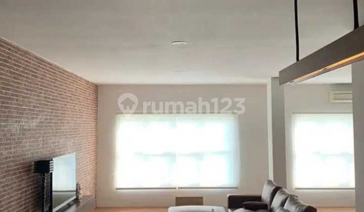 FOR SALE: 4.5-STORY ATTACHED SHOPHOUSE FULLY RENOVATED, TAMAN SARI - West Jakarta
