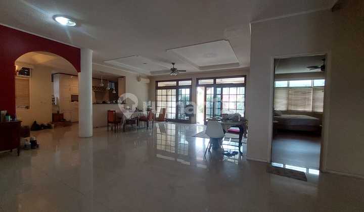 Dijual Rumah Cantik di Pondok Indah