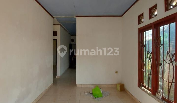 Dijual Rumah Siap Huni 2 Lantai di Depok Dijual Rumah Siap Huni 2 Lantai di Depok