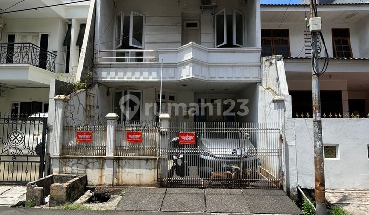 Di Jual Rumah Cantik Siap Huni Lokasi Strategis Daerah Tomang Di Jual Rumah Cantik Siap Huni Lokasi Strategis Daerah Tomang