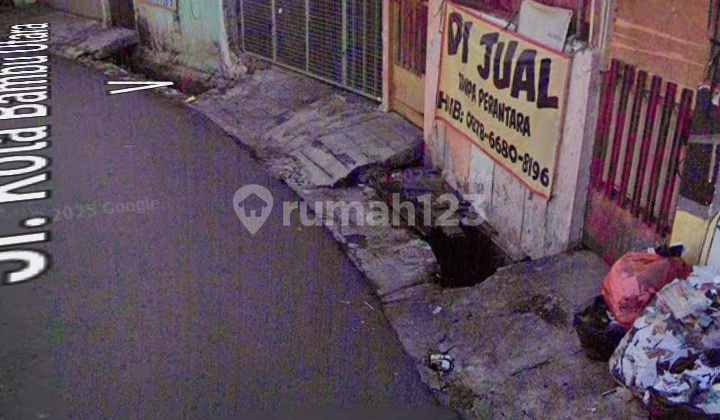 Dijual rumah tua Kota bambu Utara  1