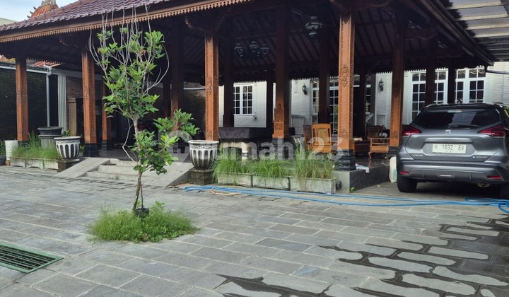 Premium Spacious Strategic Ready-to-Occupy House in Ungaran 1