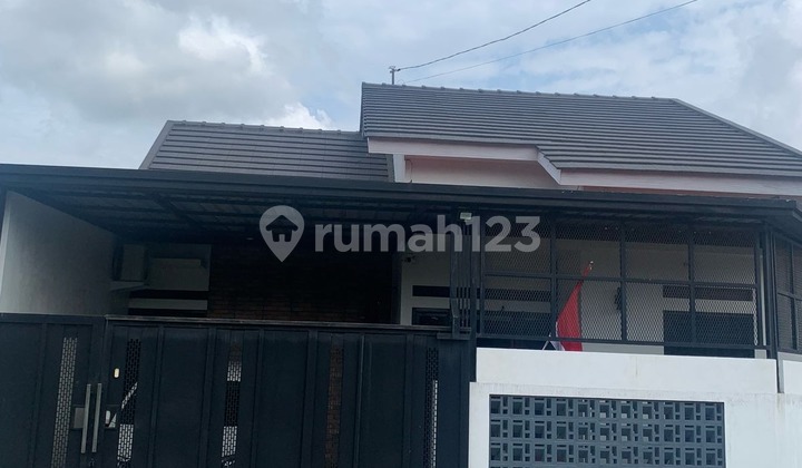 Rumah Bagus Strategis Siap Pakai di Bangetayu 1