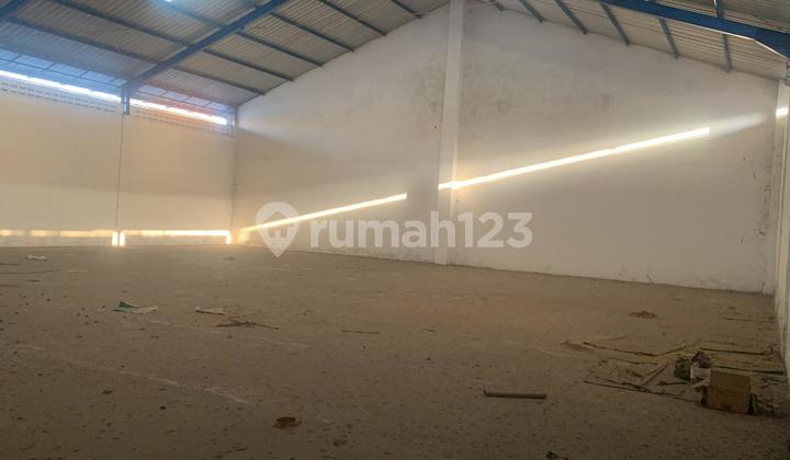 Good Strategic Spacious Ready-to-Use Warehouse in Kudus