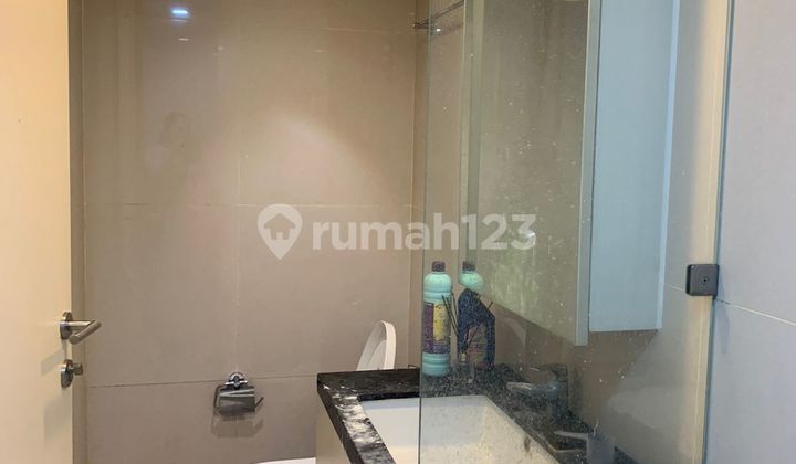 Ready-to-Use Staretgis Exclusive Apartment at LK Pemuda 2