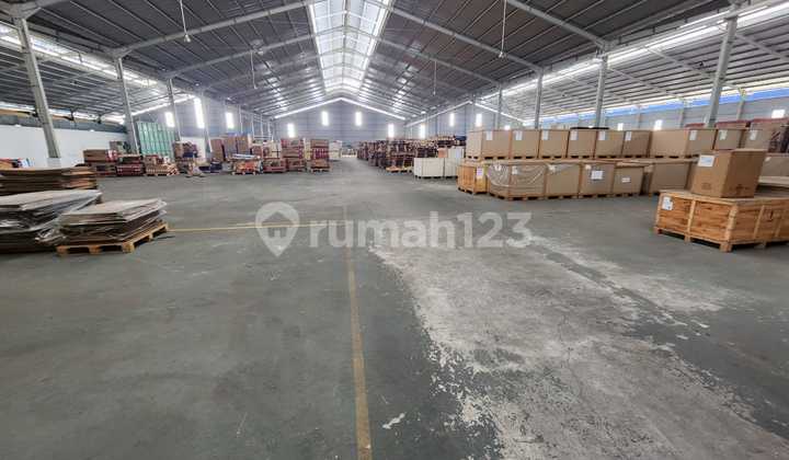Gudang Eksklusif Siap Pakai Cocok Untuk Usaha di KIC 2