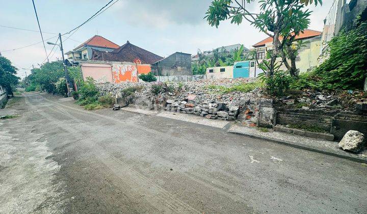 Land for sale 300 m² SHM in Peguyangan Denpasar CN 2