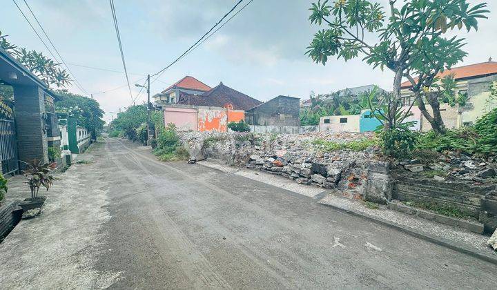 Land for sale 300 m² SHM in Peguyangan Denpasar CN 1