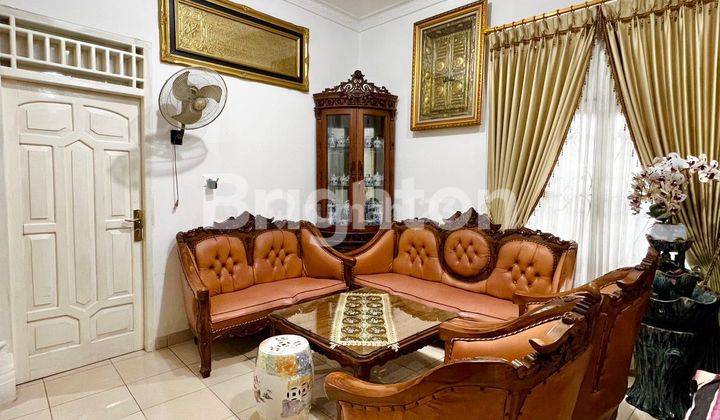 Peluang Emas miliki Rumah Utama Siap Huni Full Furnished dan Rumah Kontrakan 4 Pintu 2