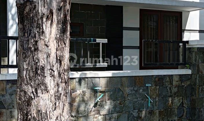 For Sale Nice House in Araya 2, Galaxi Bumi Permai Housing, Galaxi Bumi Permai Residence, Jl. Galaxi Klampis Asri Selatan II, Semolowaru, Sukolilo, Surabaya City, East Java, Indonesia, 60119, Surabaya City 1