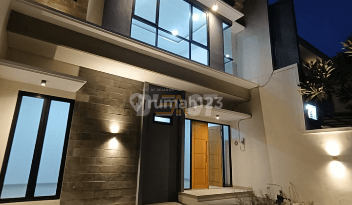 Rumah 2 Lantai Baru SHM di Manyar Rejo, Surabaya 2