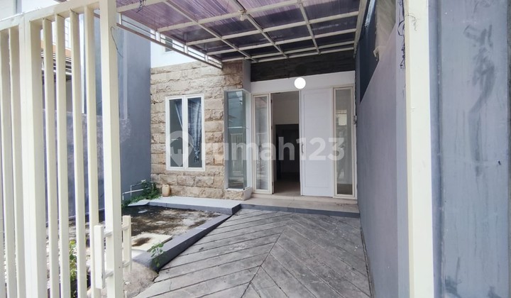 Dijual Rumah Butuh Minim Renovasi Rumah Shm Dijual Cepat