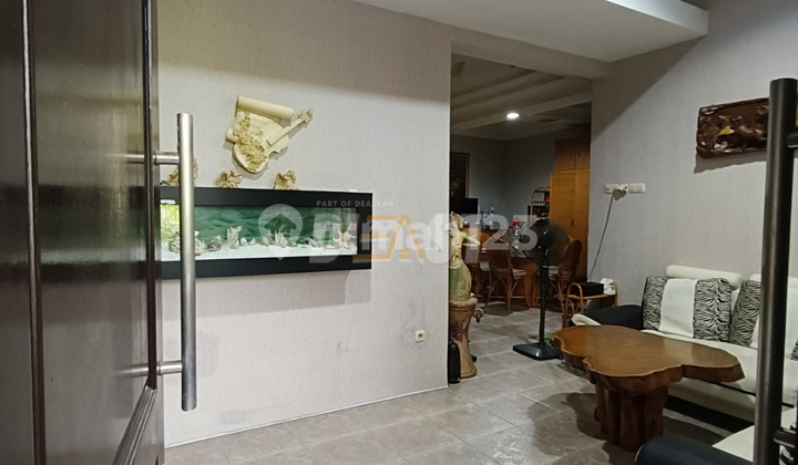 Rumah Semi Furnished SHM Jemursari, Surabaya Bendul Merisi 2