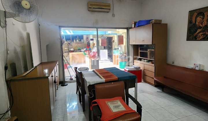 Dijual Cepat Rumah Murah 1½ Lt Jl Raya Tj. Duren Barat Dijual Cepat Rumah Murah 1½ Lt Jl Raya Tj. Duren Barat