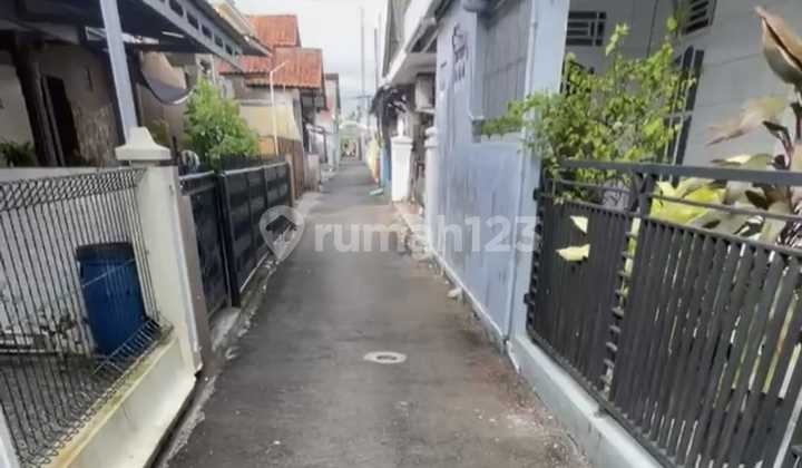 Dijual Rumah Mungil 2 Lantai di Cilacap 2
