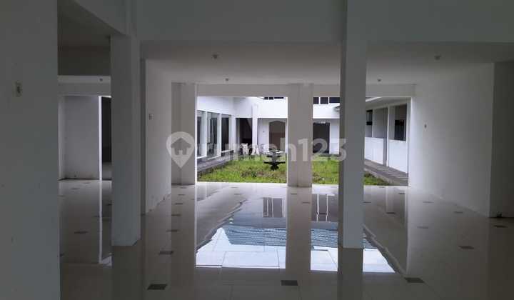 strategic shop house for sale near Purwokerto town square 2