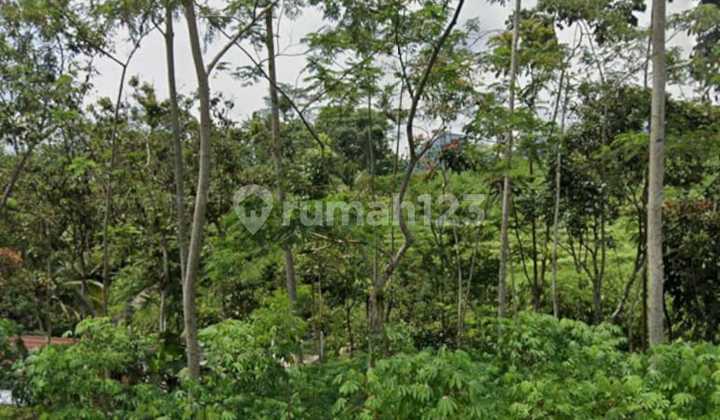 Land for sale near tourist attractions in Baturaden.