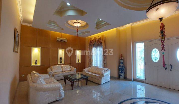 Rumah Tunggal Mewah Luas, Full Furnish, Siap Huni di Pontianak 2