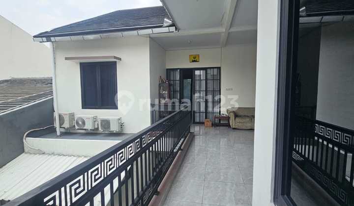 This House is Nice in Vila Dago Pamulang, South Tangerang 2