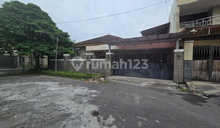 Rumah Bagus Minimalis Siap Pakai Di Perumahan Elite Solo Baru