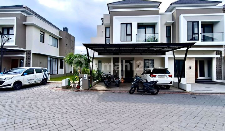 Minimalist Nice House Fully Furnished Elite Cluster Gentan Solo