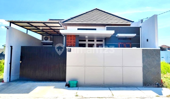 Rumah Bagus Minimalis Strategis Dekat Kampus Di Colomadu Solo