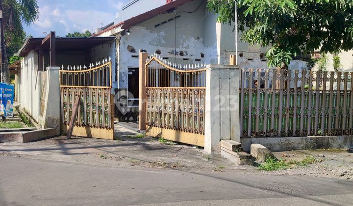 Strategic Hook House Ready to Occupy in Jajar, Laweyan, Solo 2