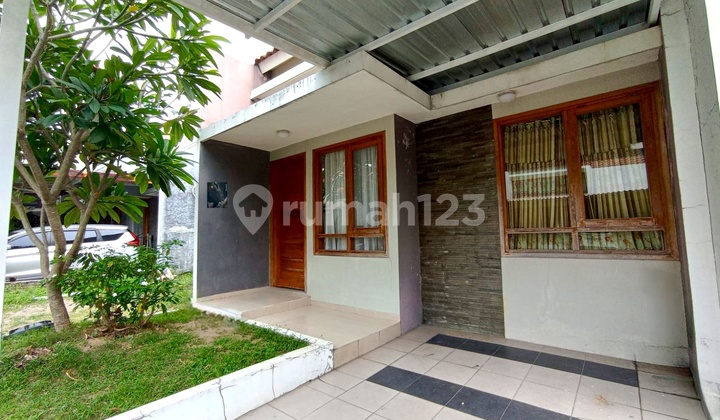 Nice Fully Furnished Elite Cluster House Near Colomadu Solo Nice Fully Furnished Elite Cluster House Near Colomadu Solo