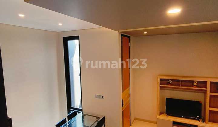 Rumah Bagus Modern Furnished 2 Lantai Dekat Solo Baru 2