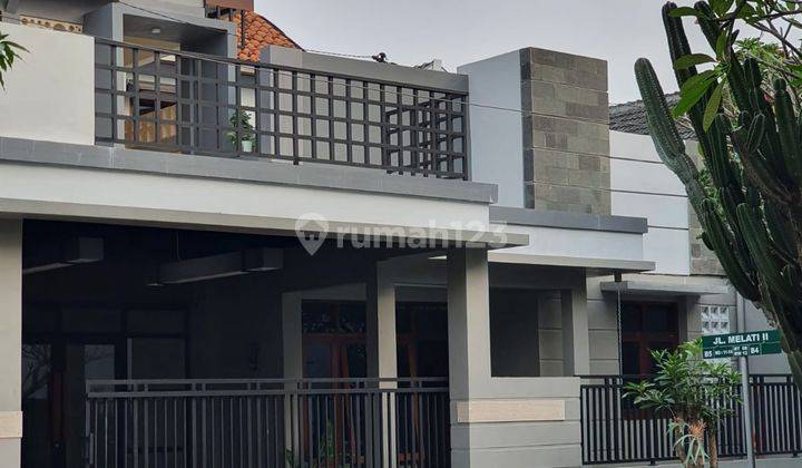 Rumah Bagus 2 Lantai Semi Furnish Di Fajar Indah Solo 2