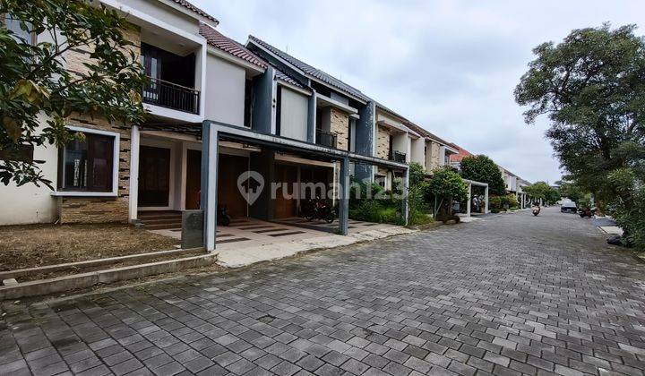 Rumah Bagus Minimalis Di Cluster Elite Colomadu Solo  2