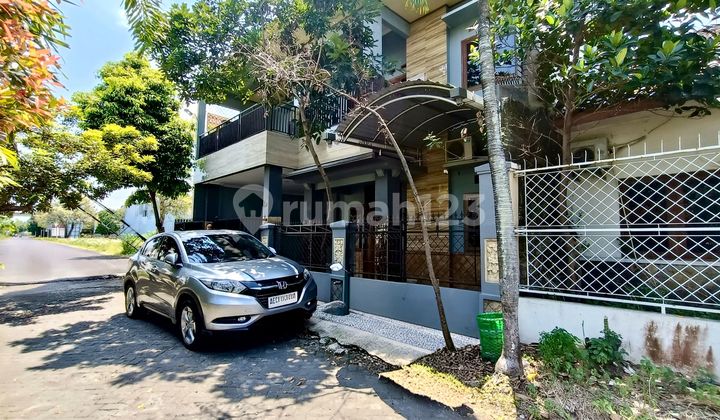 Rumah Bagus 2 Lantai Bonus Furnish Fajar Indah Colomadu Solo 2