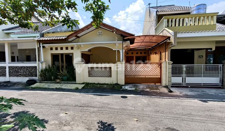 Rumah Lokasi Bagus Di Fajar Indah Colomadu Solo 2