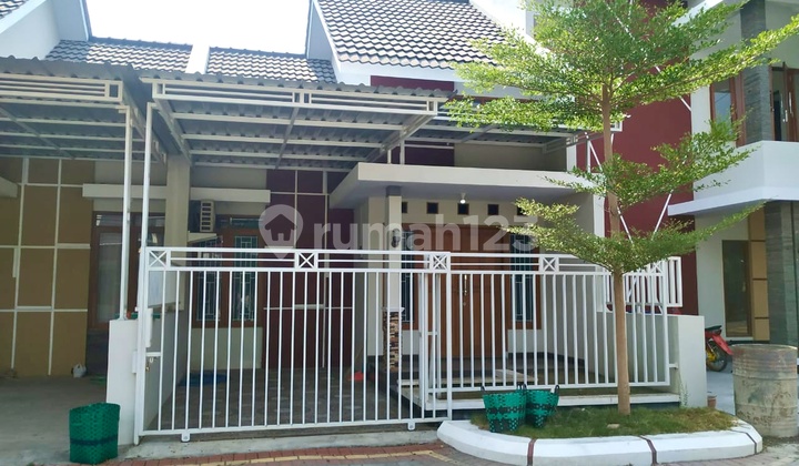 Rumah Bagus Minimalis Di Cluster Elite Gentan Solo