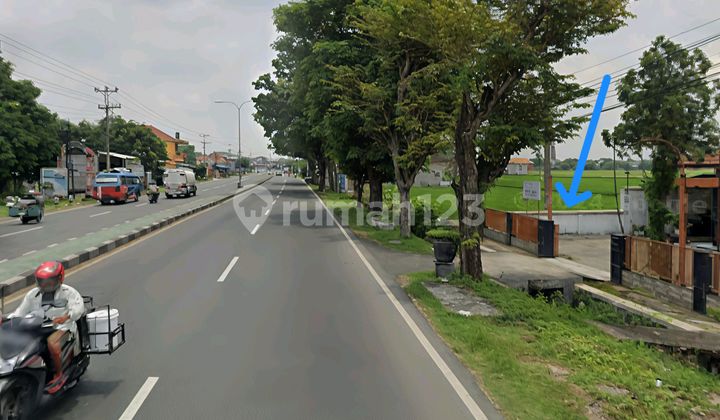 Strategic Dry Land by the Side of the Main Road in Masaran, Sragen, Solo