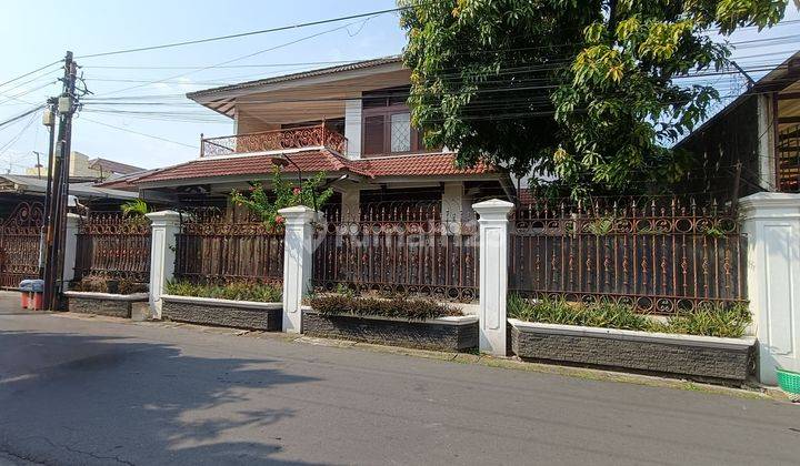 Rumah Mewah Bagus 2 Lantai Di Badran Laweyan Tengah Kota Solo 1