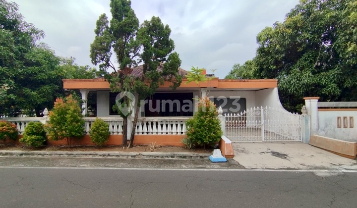 Nice Spacious House Ready To Live In Cangakan Karanganyar Solo