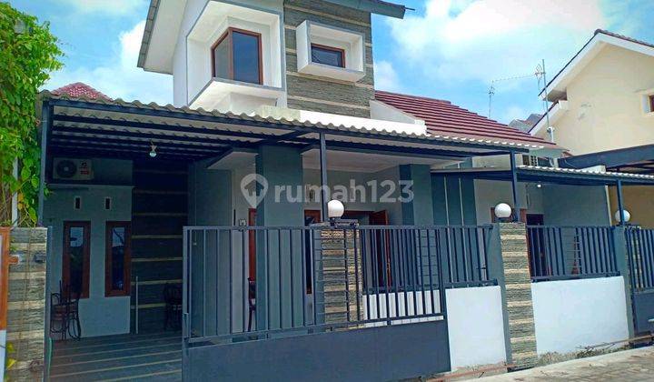 Rumah Bagus Minimalis Dgn Perabotan Di Colomadu Solo  1