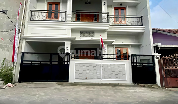 Nice New Minimalist House in Purbayan Gentan Solo 2