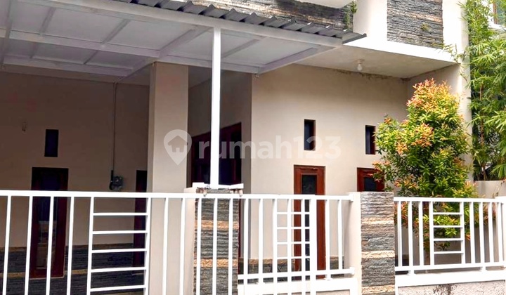 Nice Ready-to-Use House in Colomadu Solo Cluster