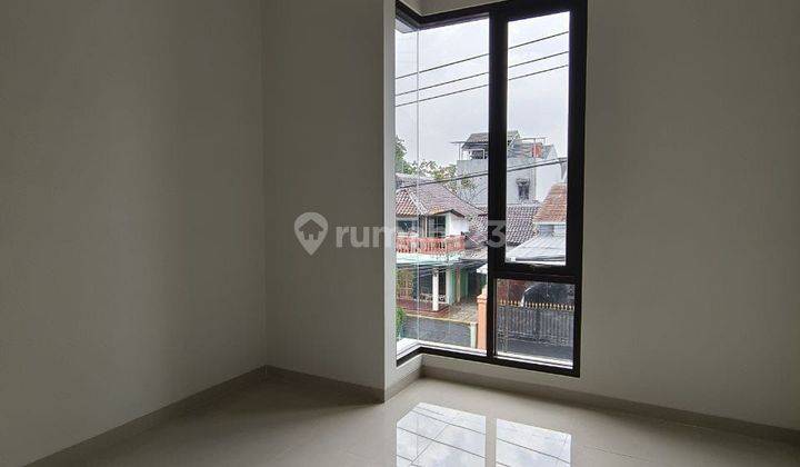 Rumah Modern Minimalis 2 Lantai Baru SHM di Cihanjuang, Bandung 2