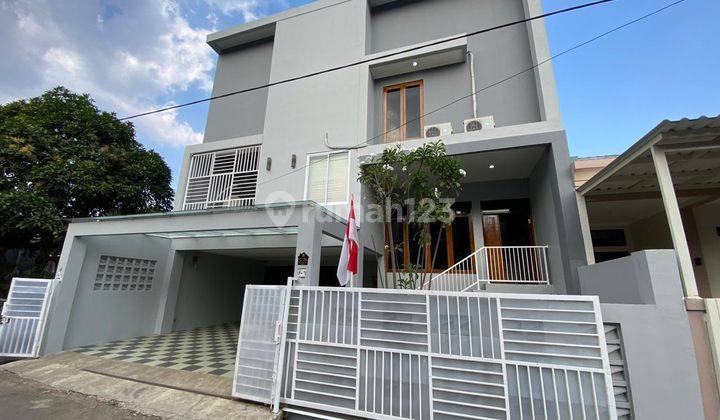 Rumah Besar Baru Full Furnish Siap Huni di Kopo Bandung 2