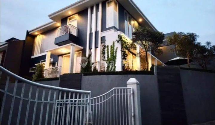 Rumah 3 Lantai Baru Furnished SHM di Cimahi, Bandung 1